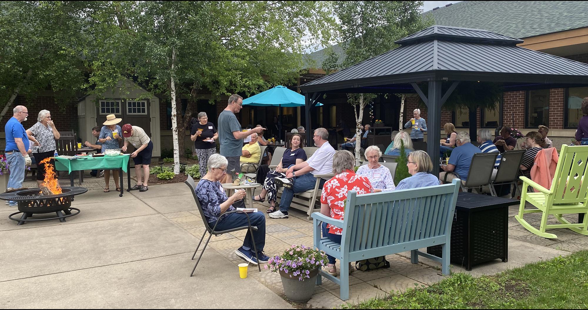 Summer evening in the courtyard, 2025, before dusk